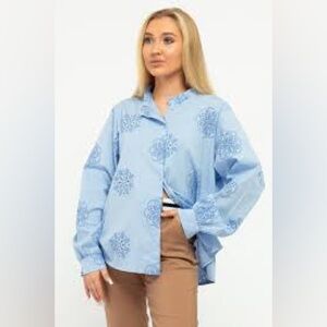 Zara Blue Button Down Collard Eye-Let Shirt with Embroidered Pattern